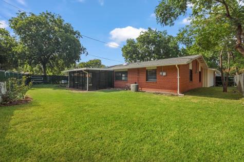 825 Brentwood Lane Richardson TX 75080