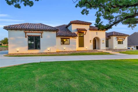 4020 Highland Oaks Lane Cleburne TX 76031