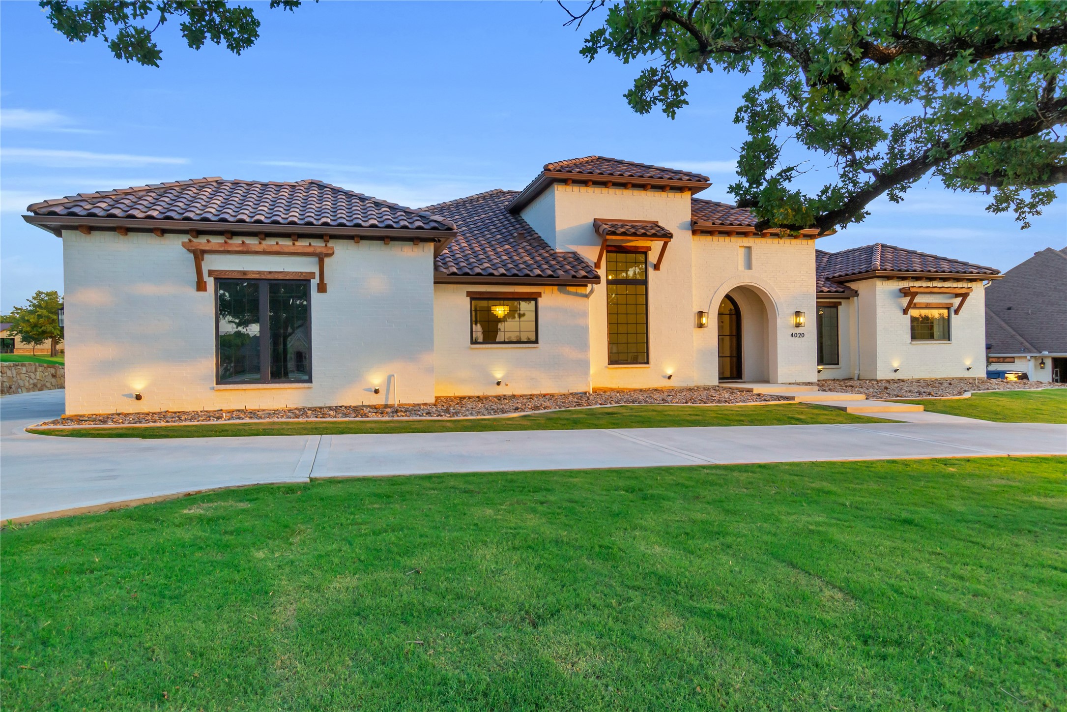 4020 Highland Oaks Lane Cleburne TX 76031