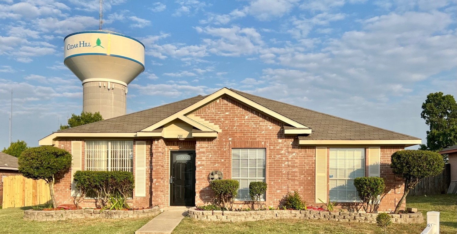 705 Kristi Lane Cedar Hill TX 75104