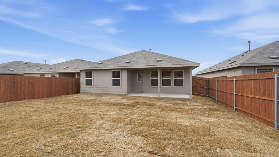 1920 Cherokee Lane Cleburne TX 76033