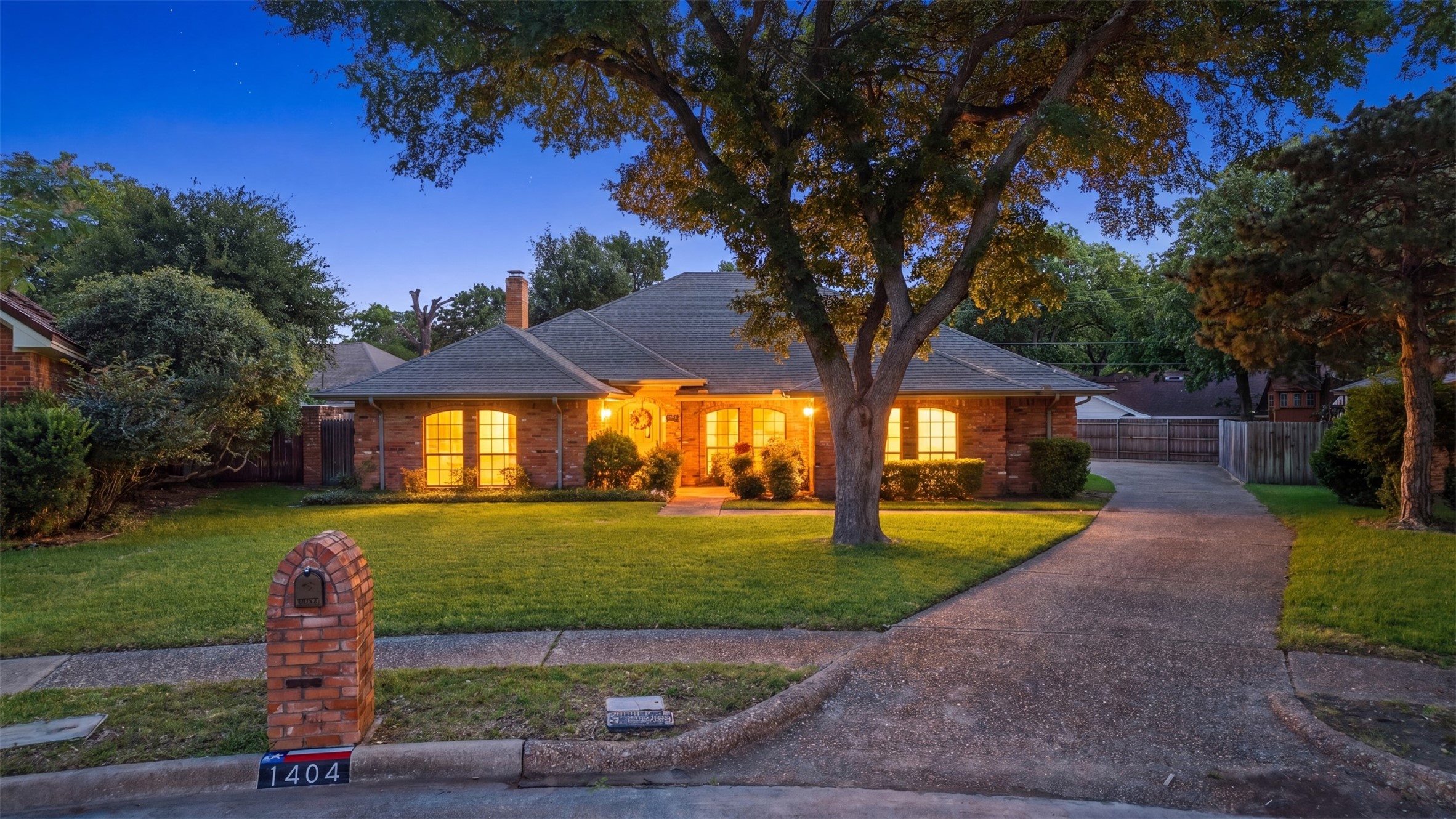 1404 Homestead Court Irving TX 75061