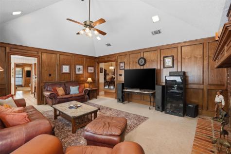 1404 Homestead Court Irving TX 75061