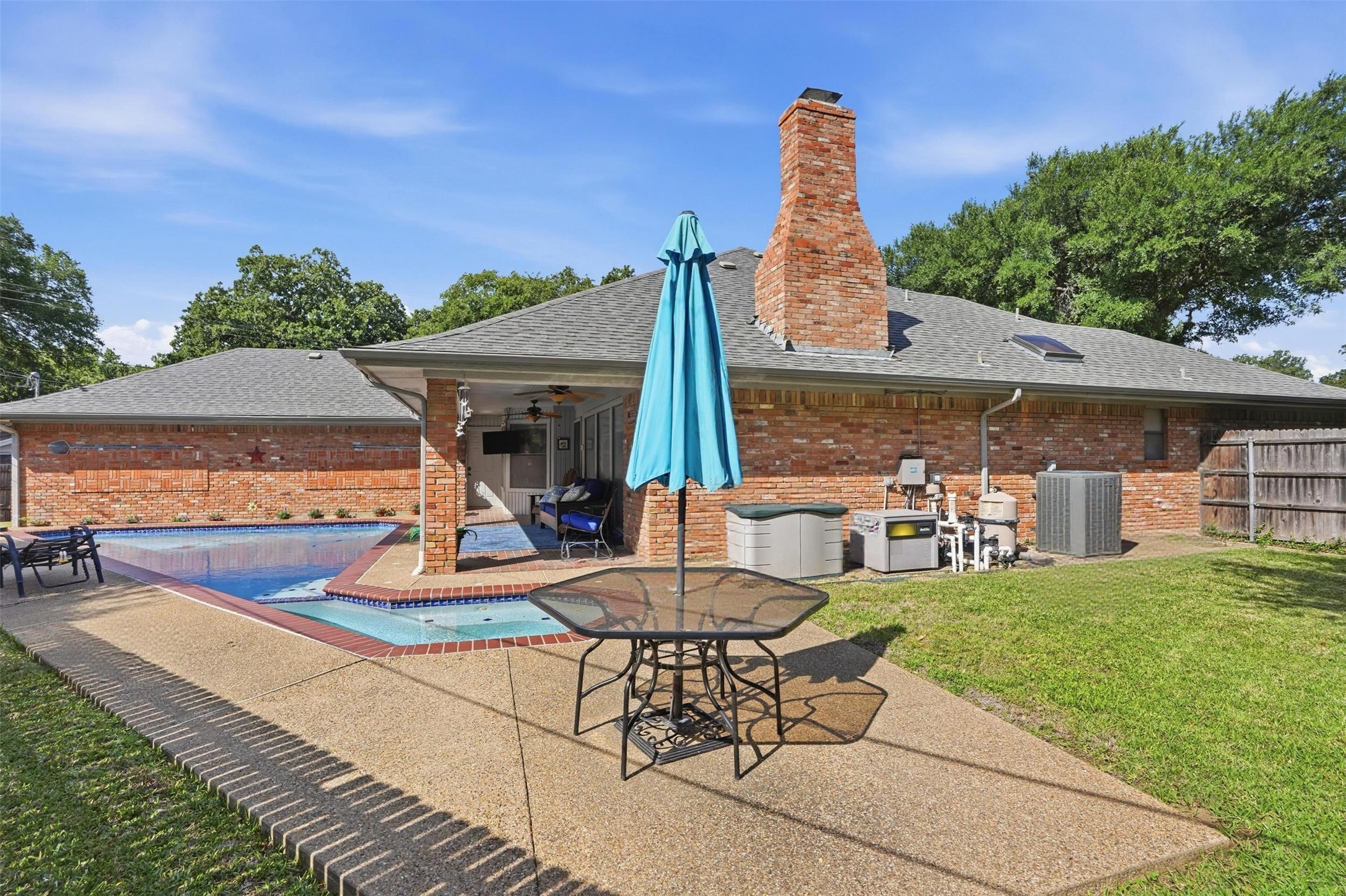 1404 Homestead Court Irving TX 75061
