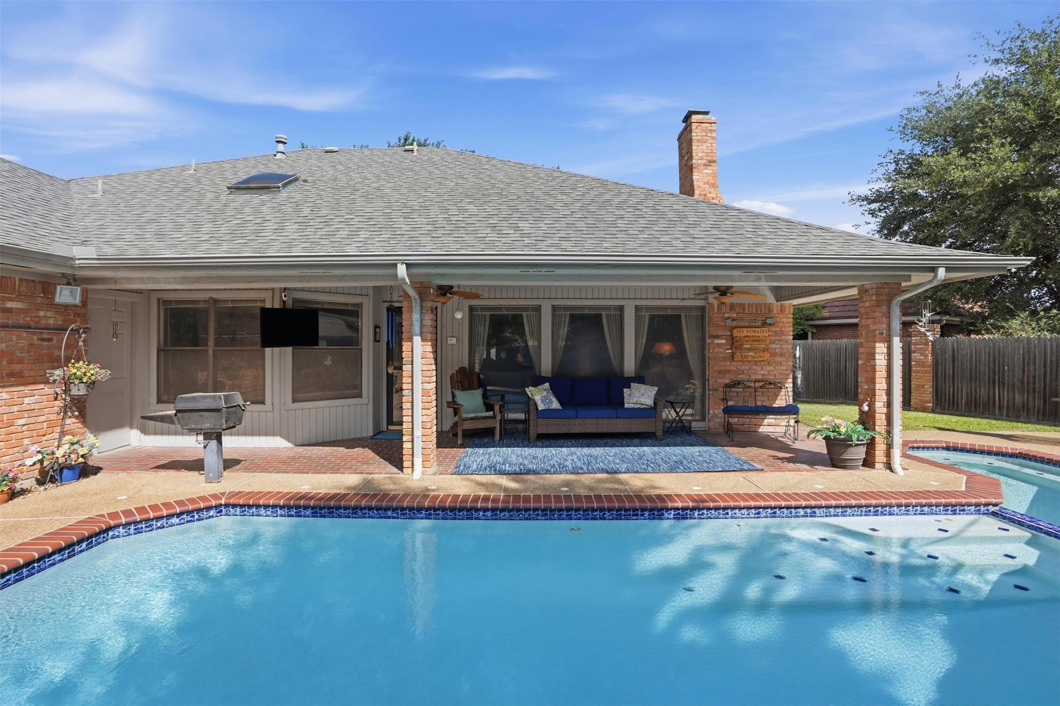 1404 Homestead Court Irving TX 75061
