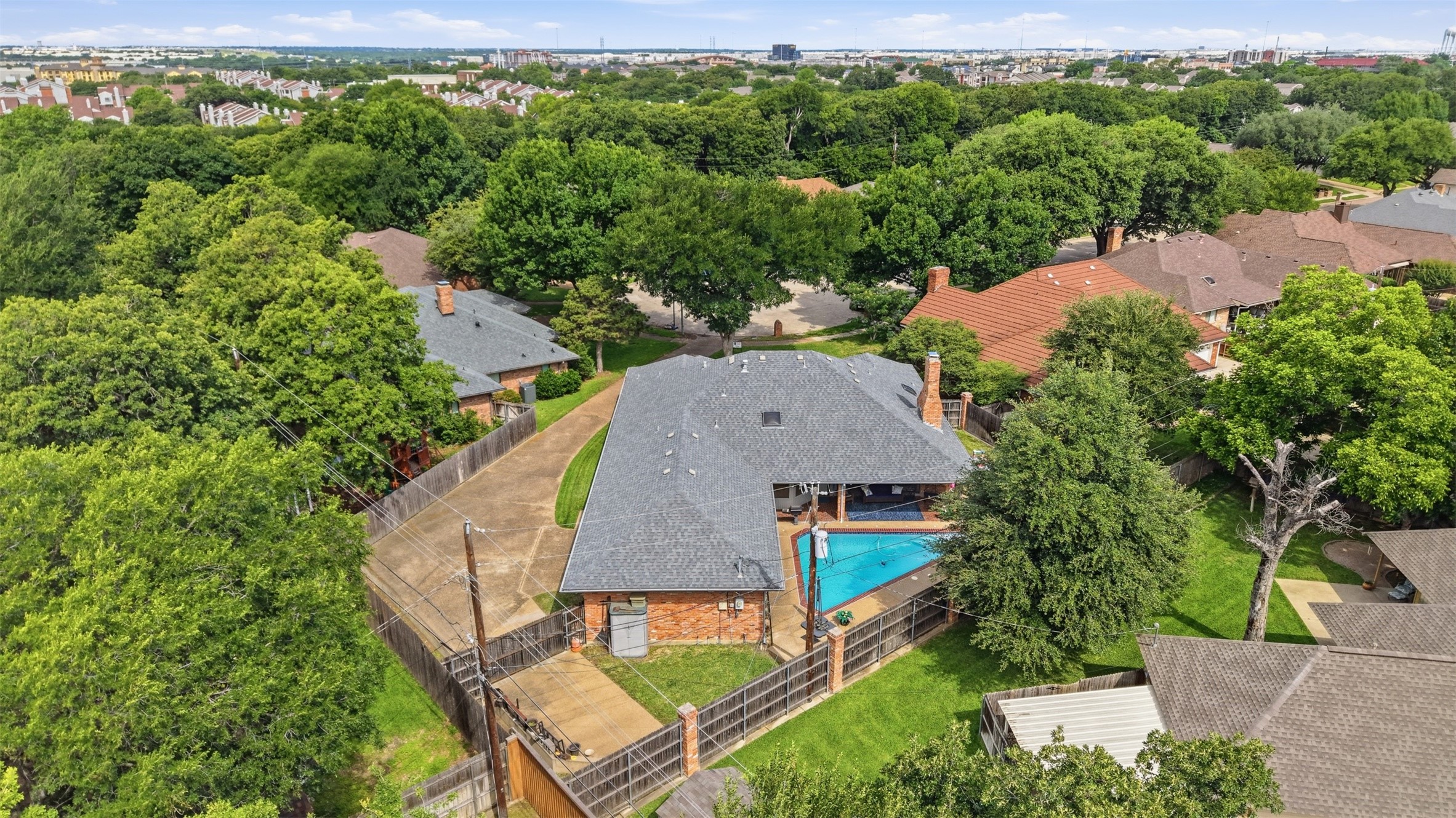 1404 Homestead Court Irving TX 75061