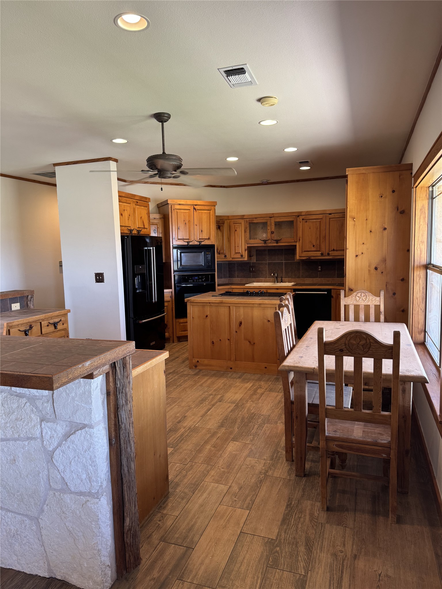 655 Loftice Road Gunter TX 75058