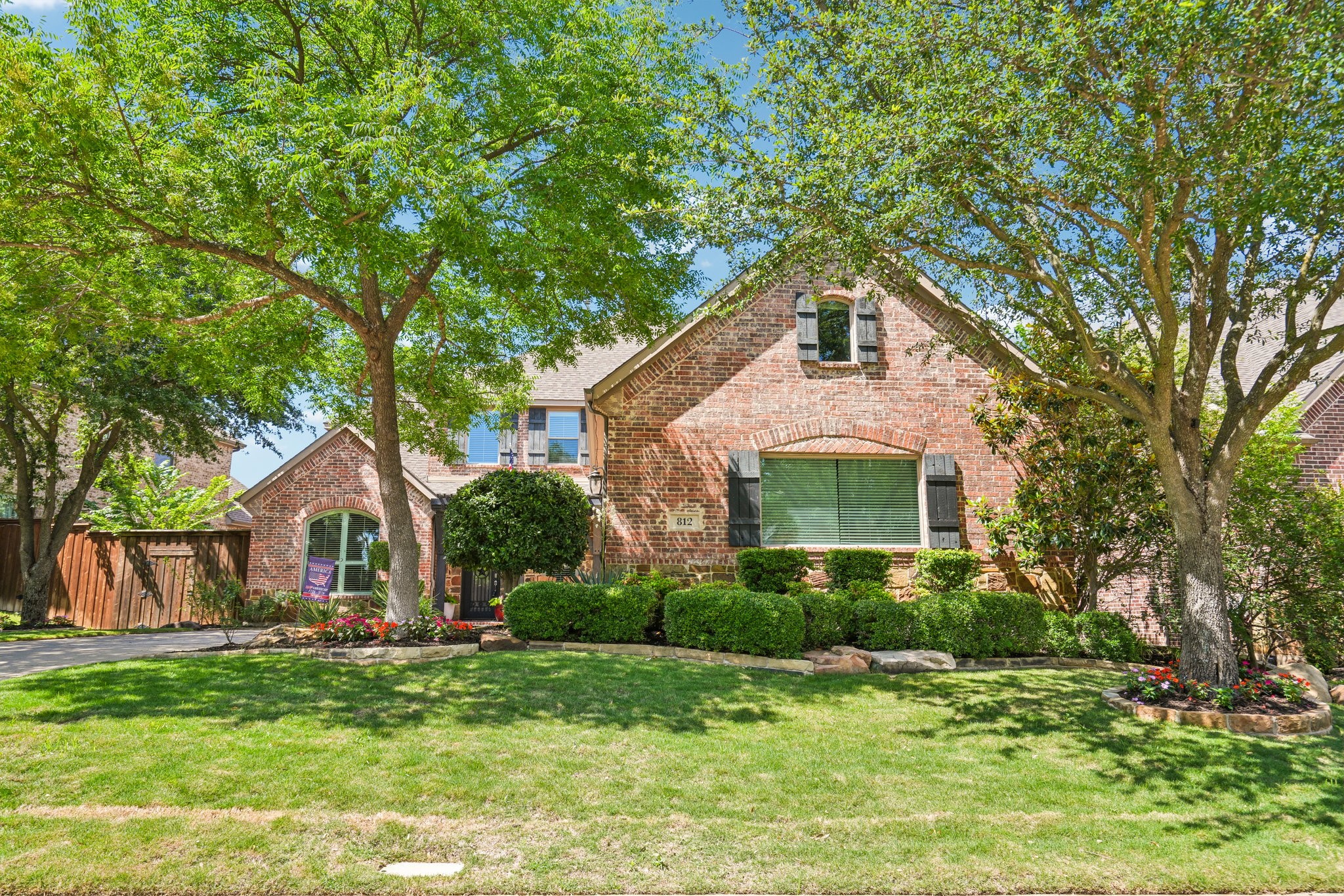 812 Moss Cliff Circle Mckinney TX 75071