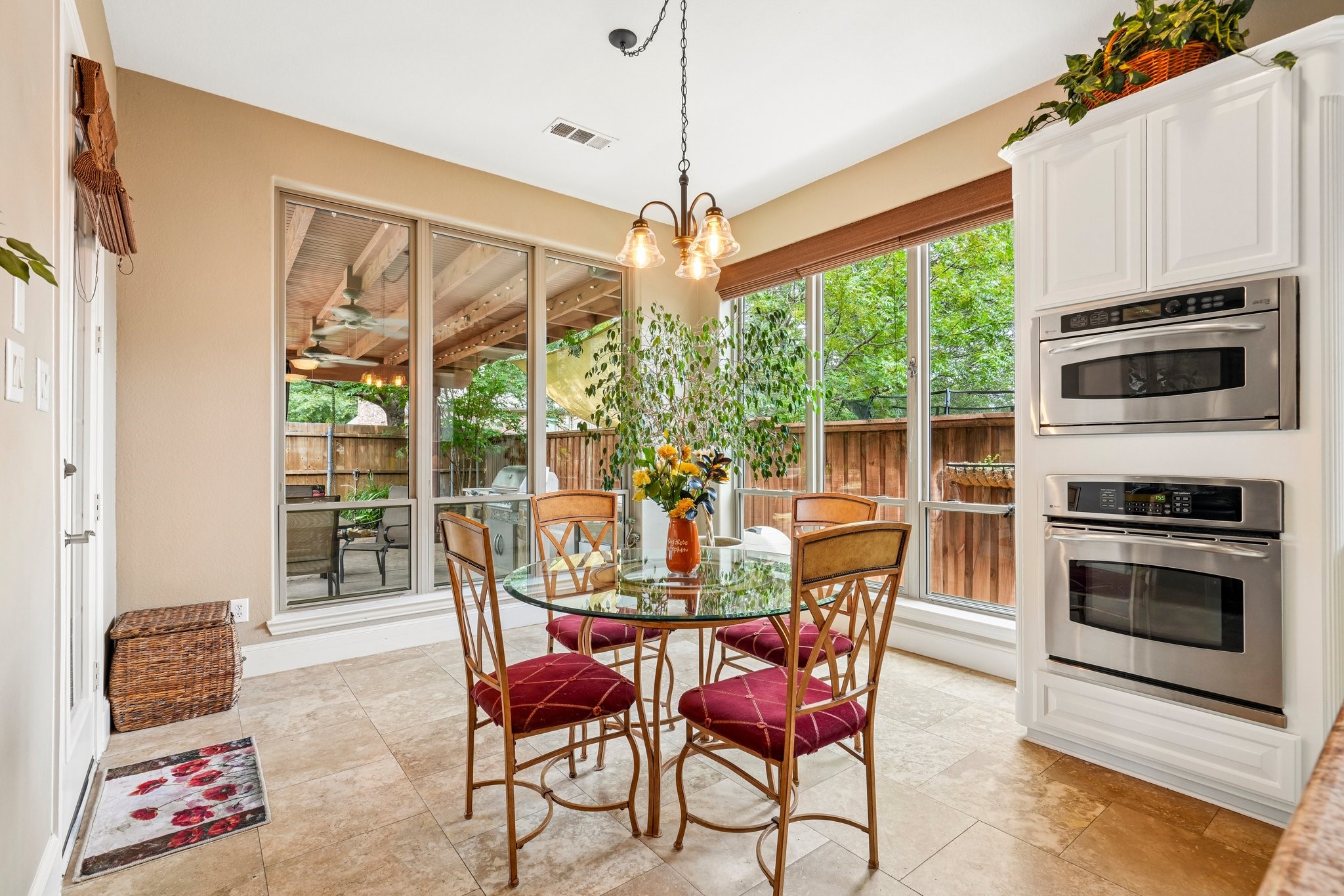 812 Moss Cliff Circle Mckinney TX 75071