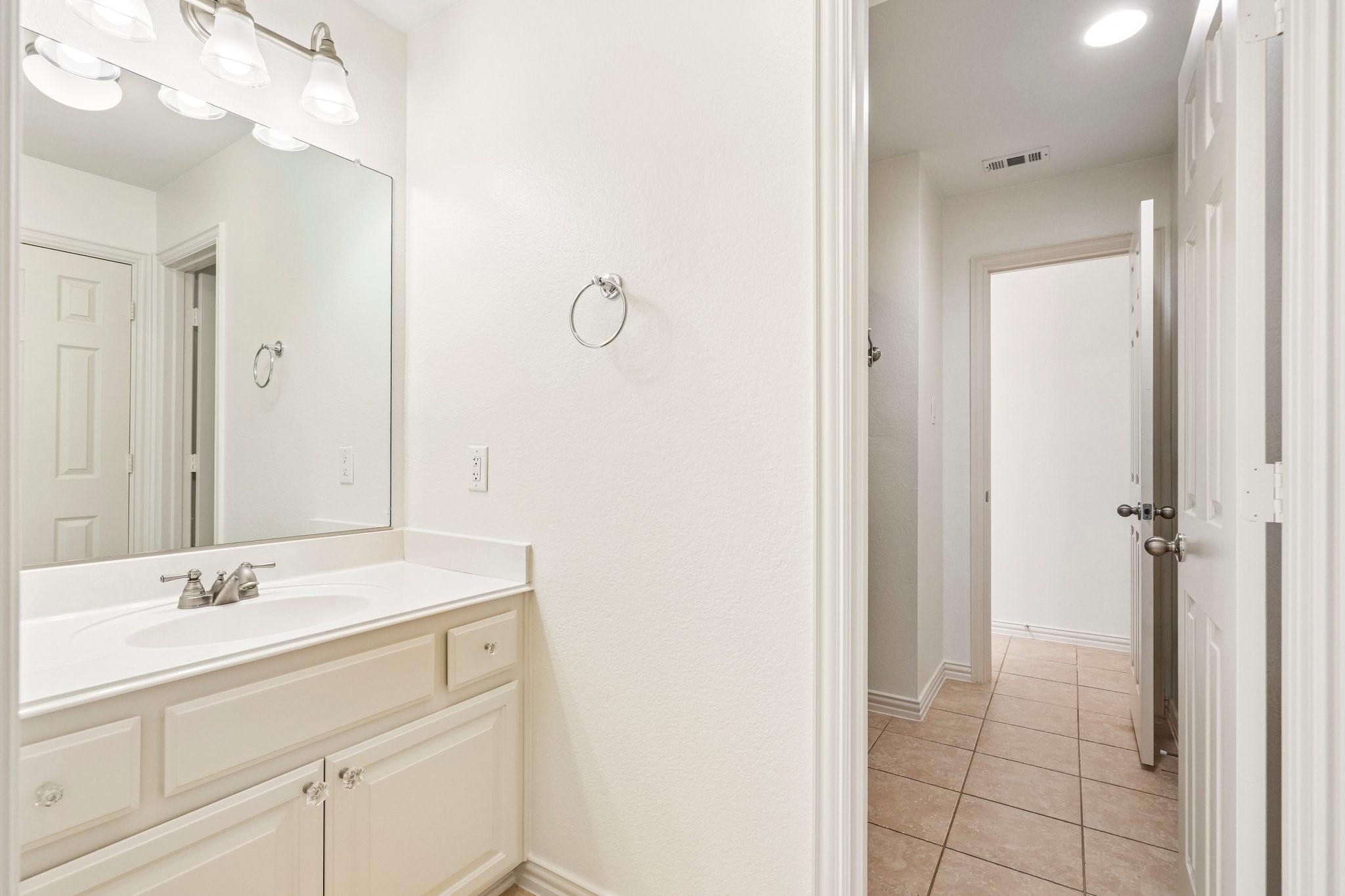 812 Moss Cliff Circle Mckinney TX 75071