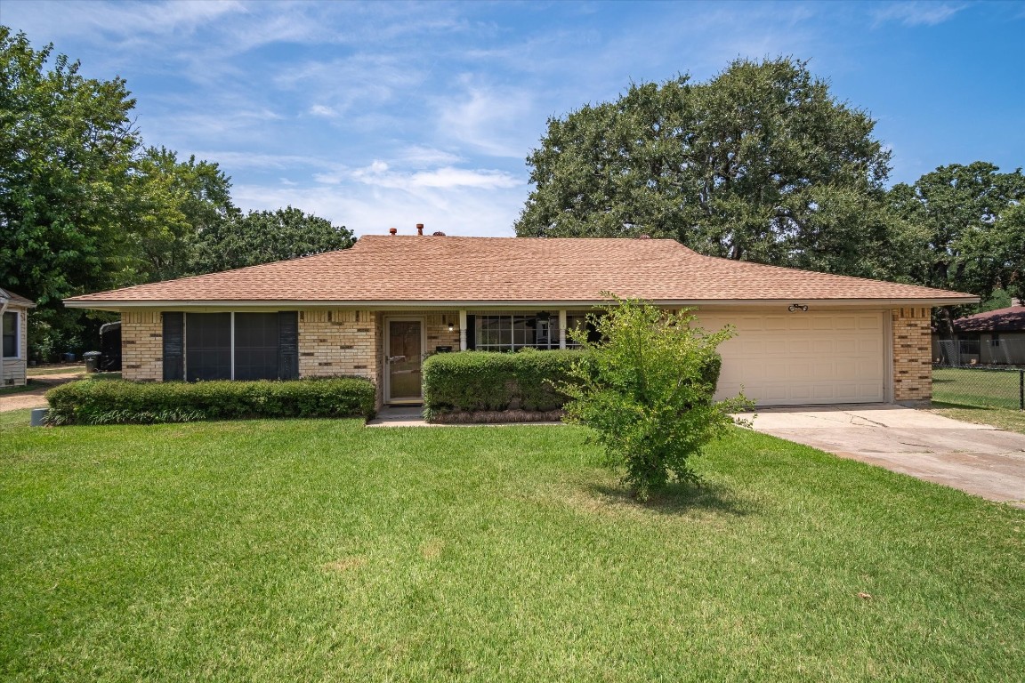 107 E Farmers Road Seagoville TX 75159
