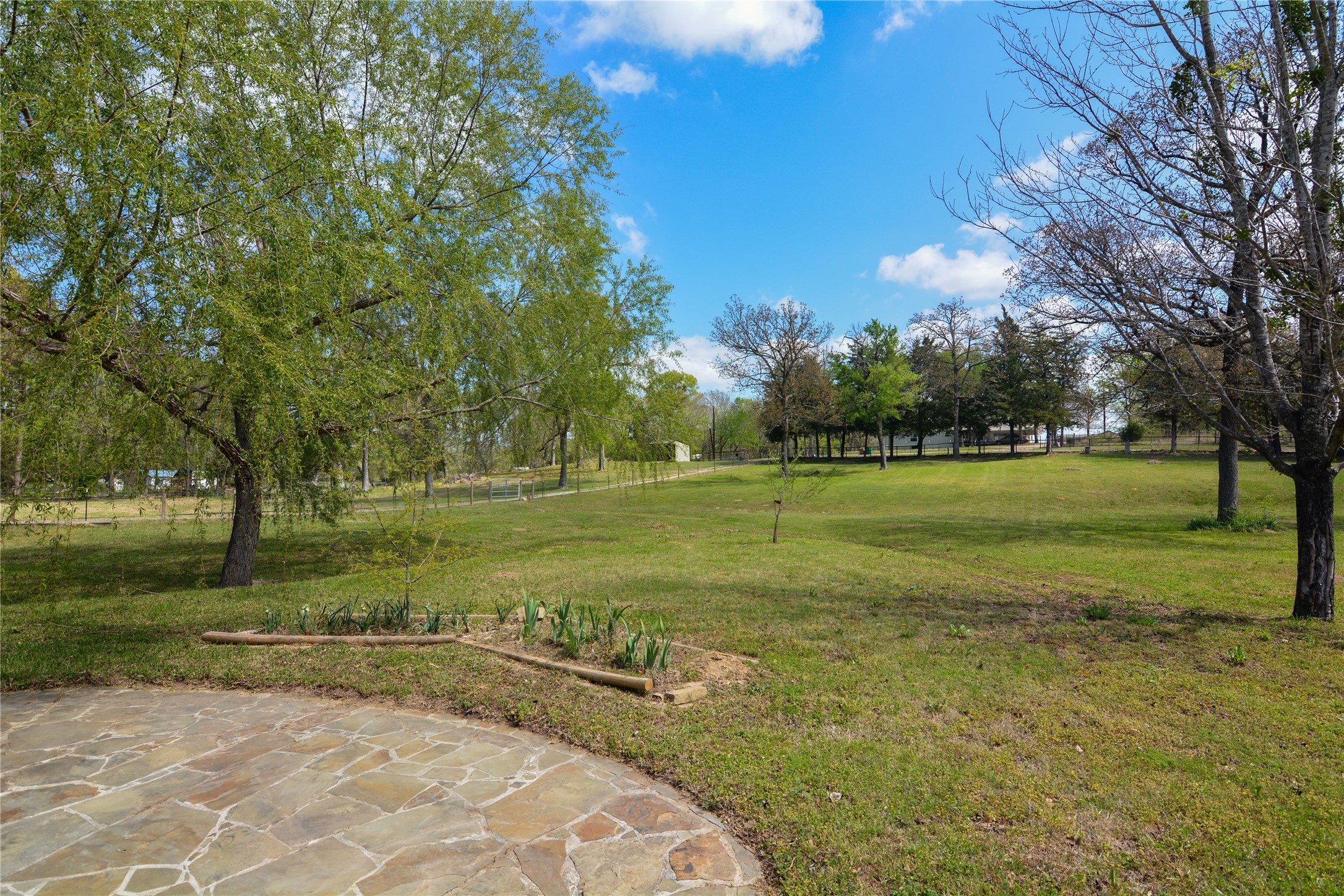 545 Vz County Road 2923 Mabank TX 75147