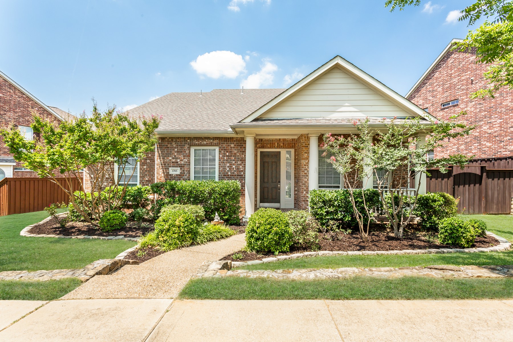 1705 Orchard Lane Carrollton TX 75007