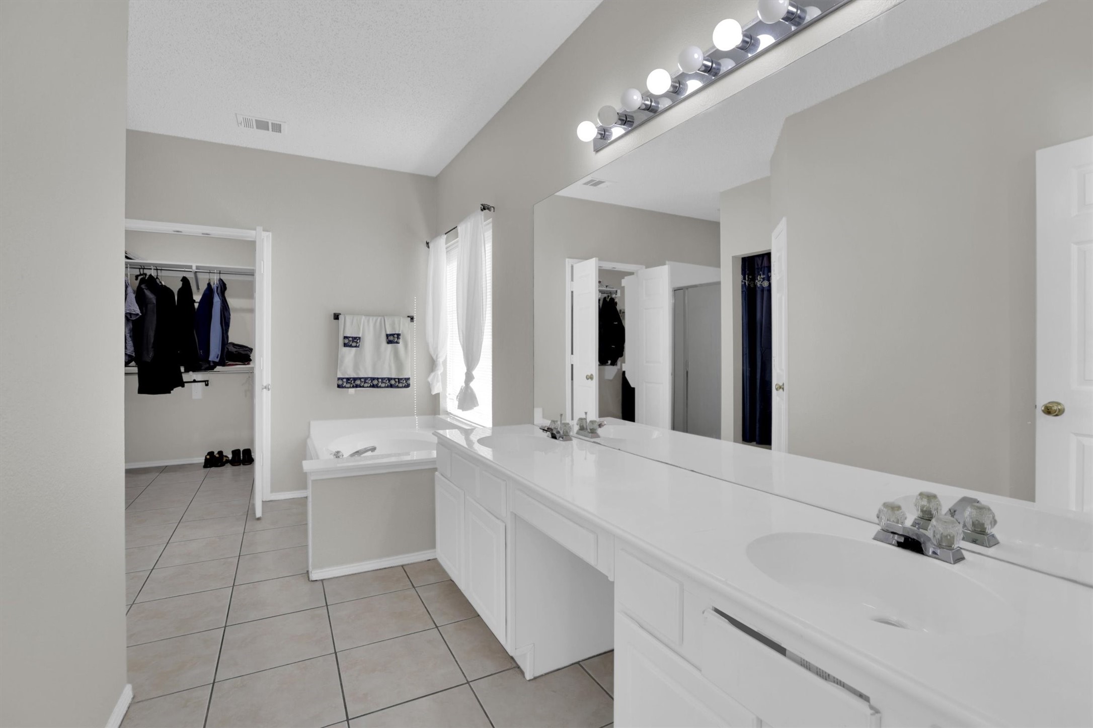 7925 Park Ridge Drive Fort Worth TX 76137