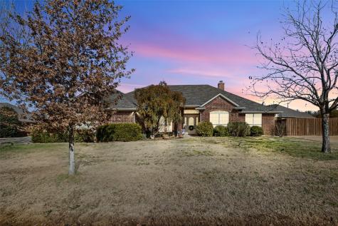 312 Granada Calle Street Granbury TX 76049