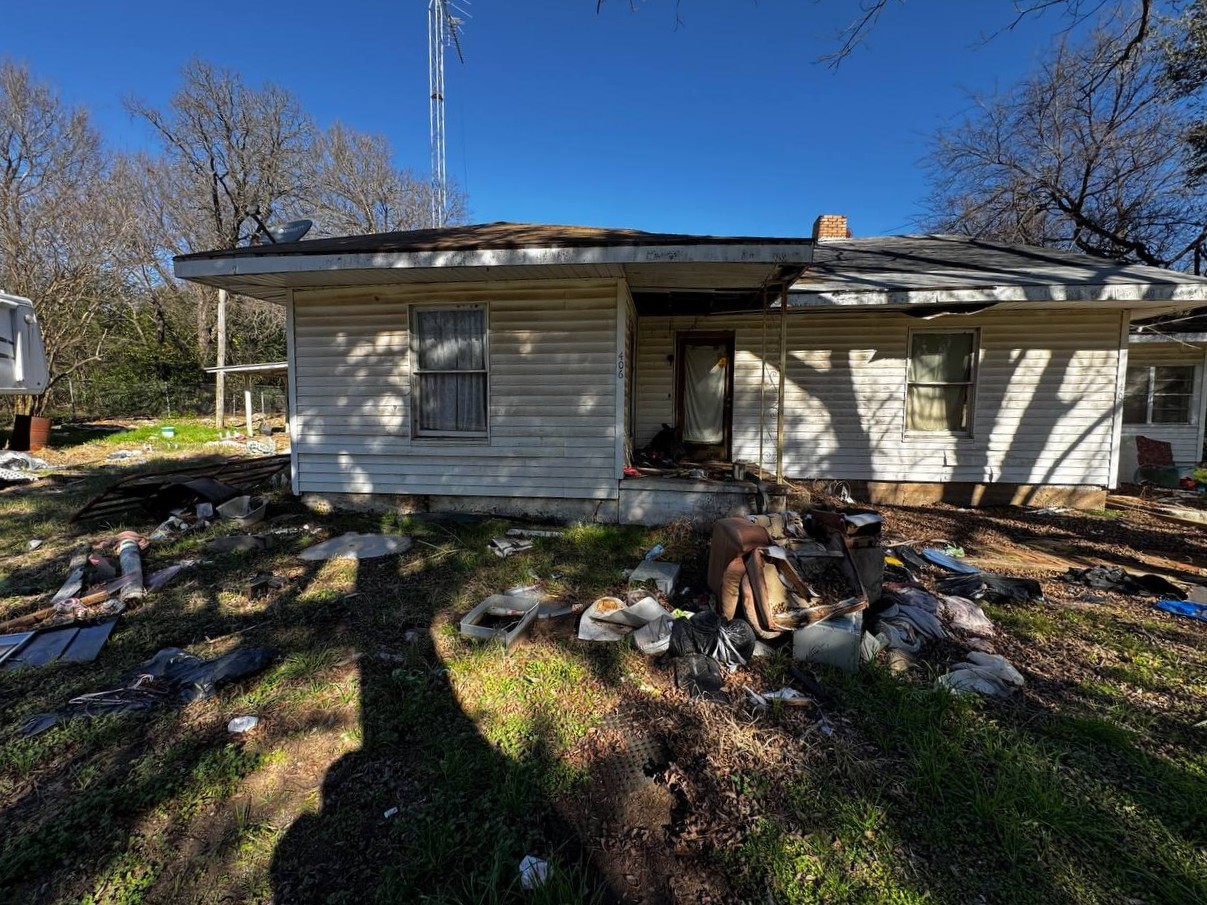 406 S 2nd Street Tehuacana TX 76635