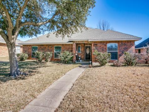 1747 Conrad Circle Carrollton TX 75007
