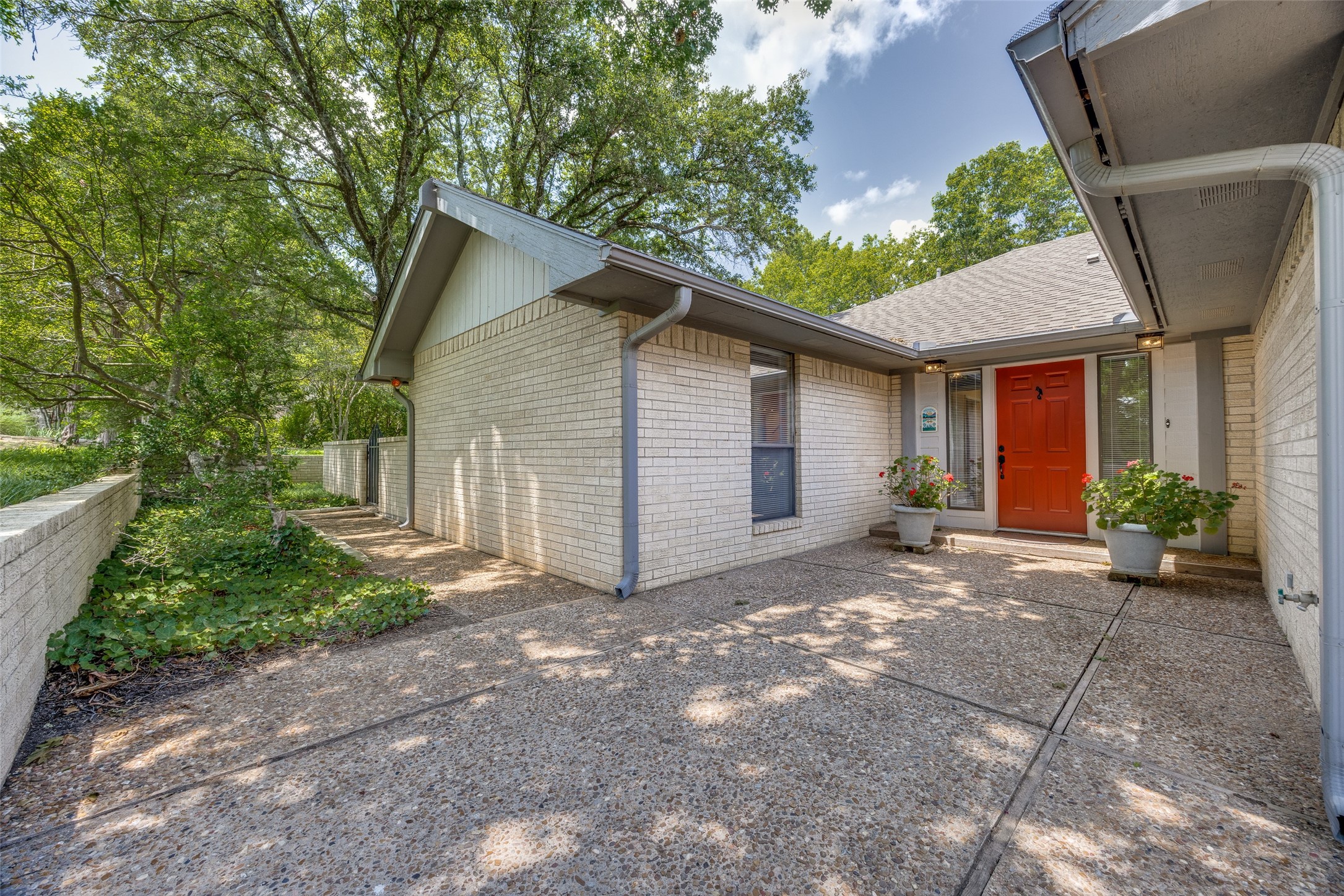 674 Russwood Drive Pottsboro TX 75076