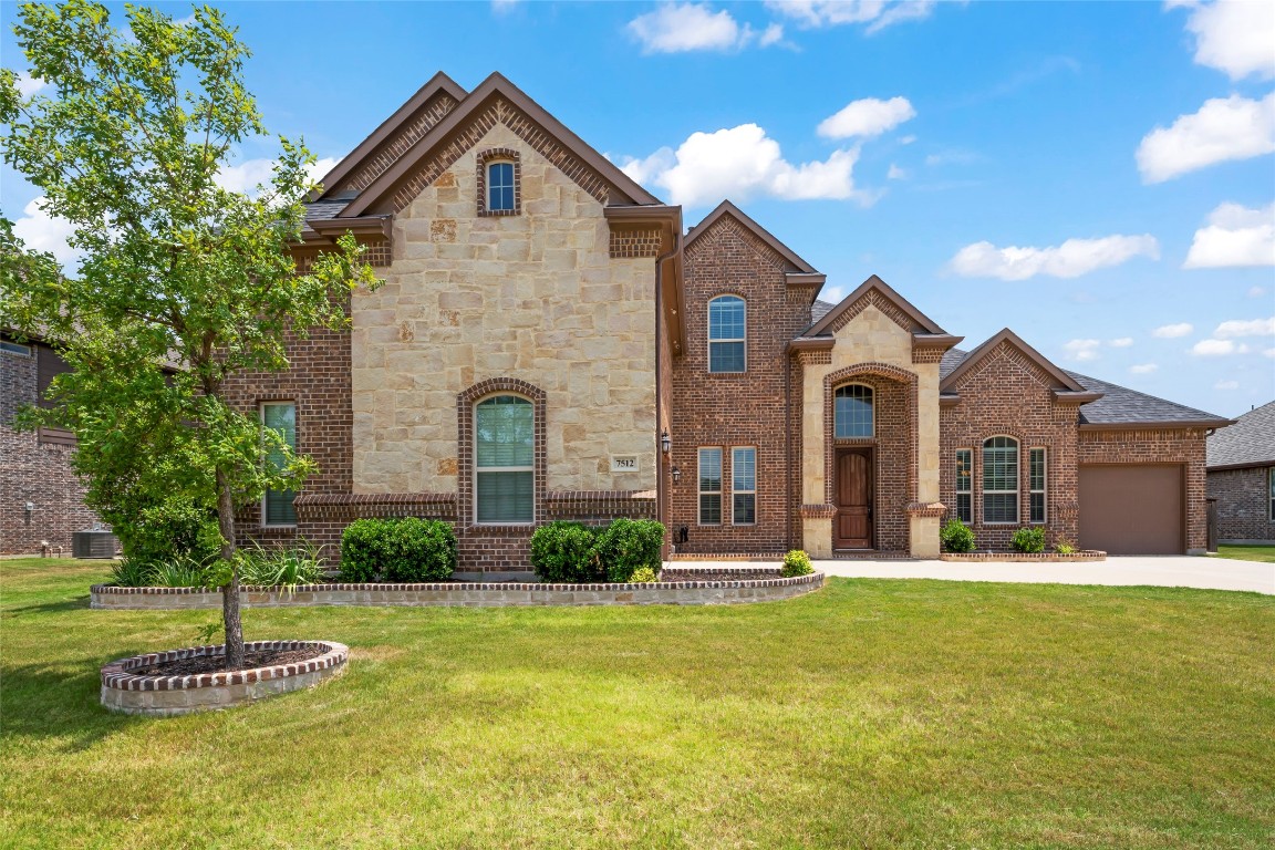7512 Tahoe Drive Grand Prairie TX 75054
