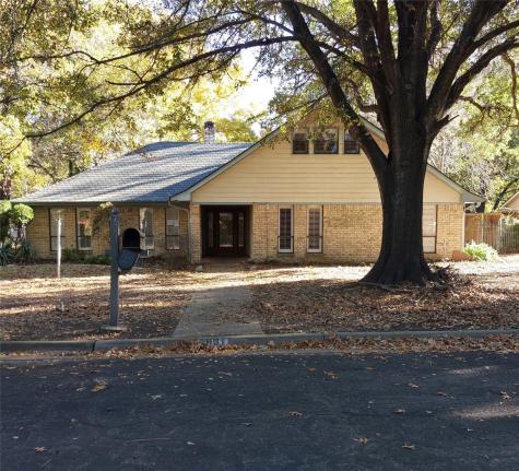 1601 Crestmont Avenue Corsicana TX 75110