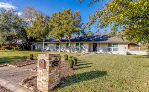 6921 Mossvine Drive Dallas TX 75254