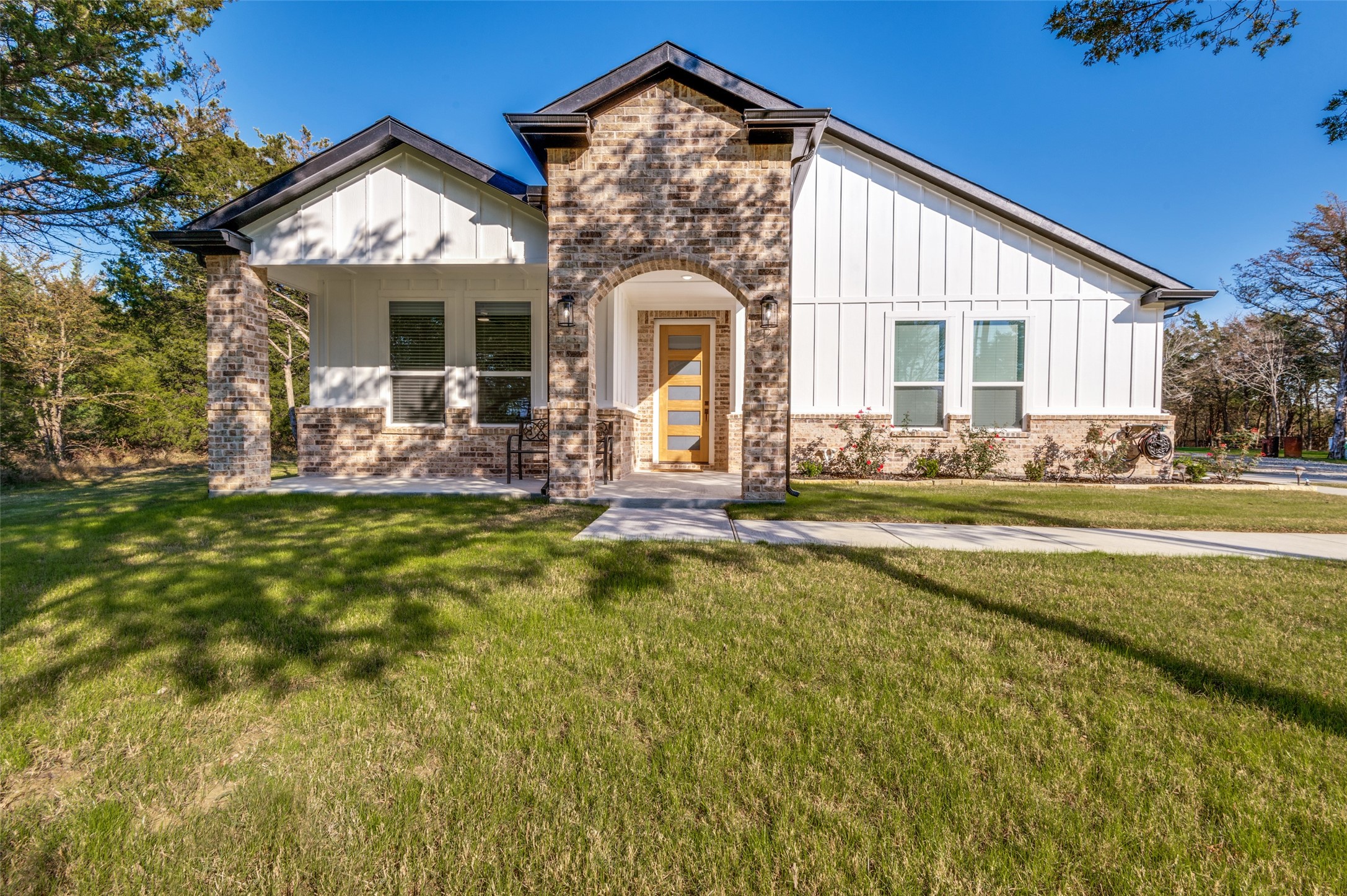270 County Road 3501 Greenville TX 75402