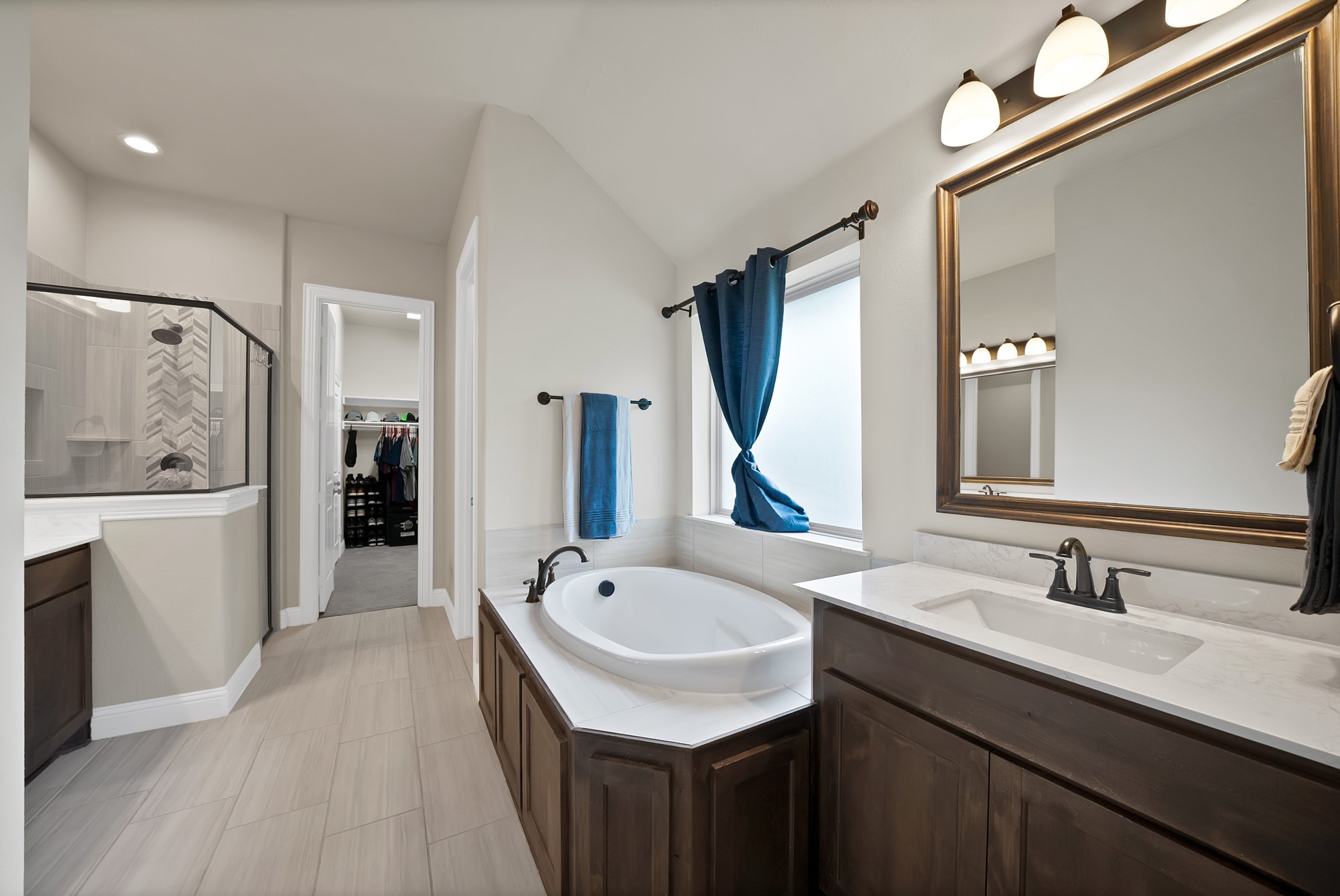 1905 Silver Falls Drive Burleson TX 76028