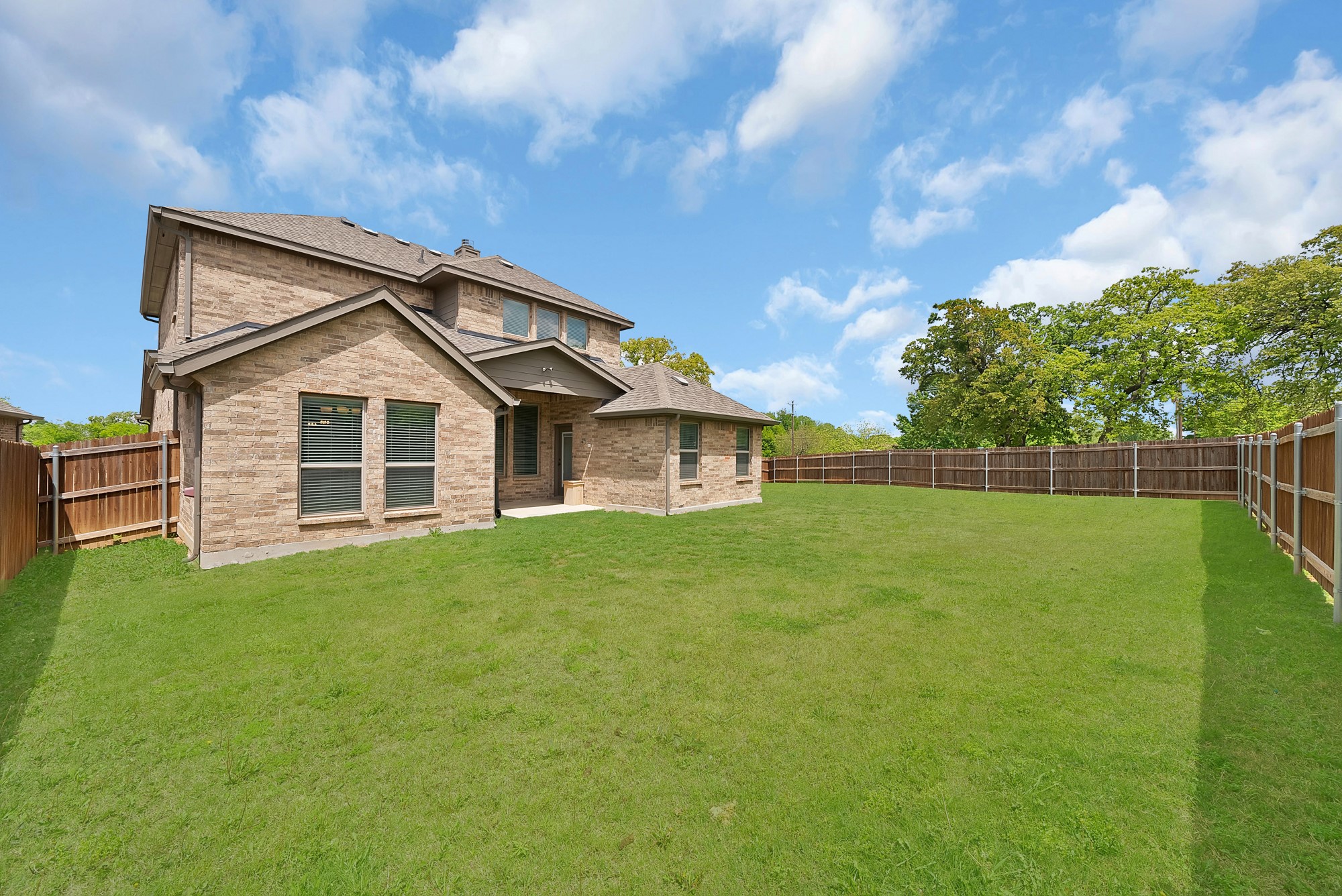 1905 Silver Falls Drive Burleson TX 76028