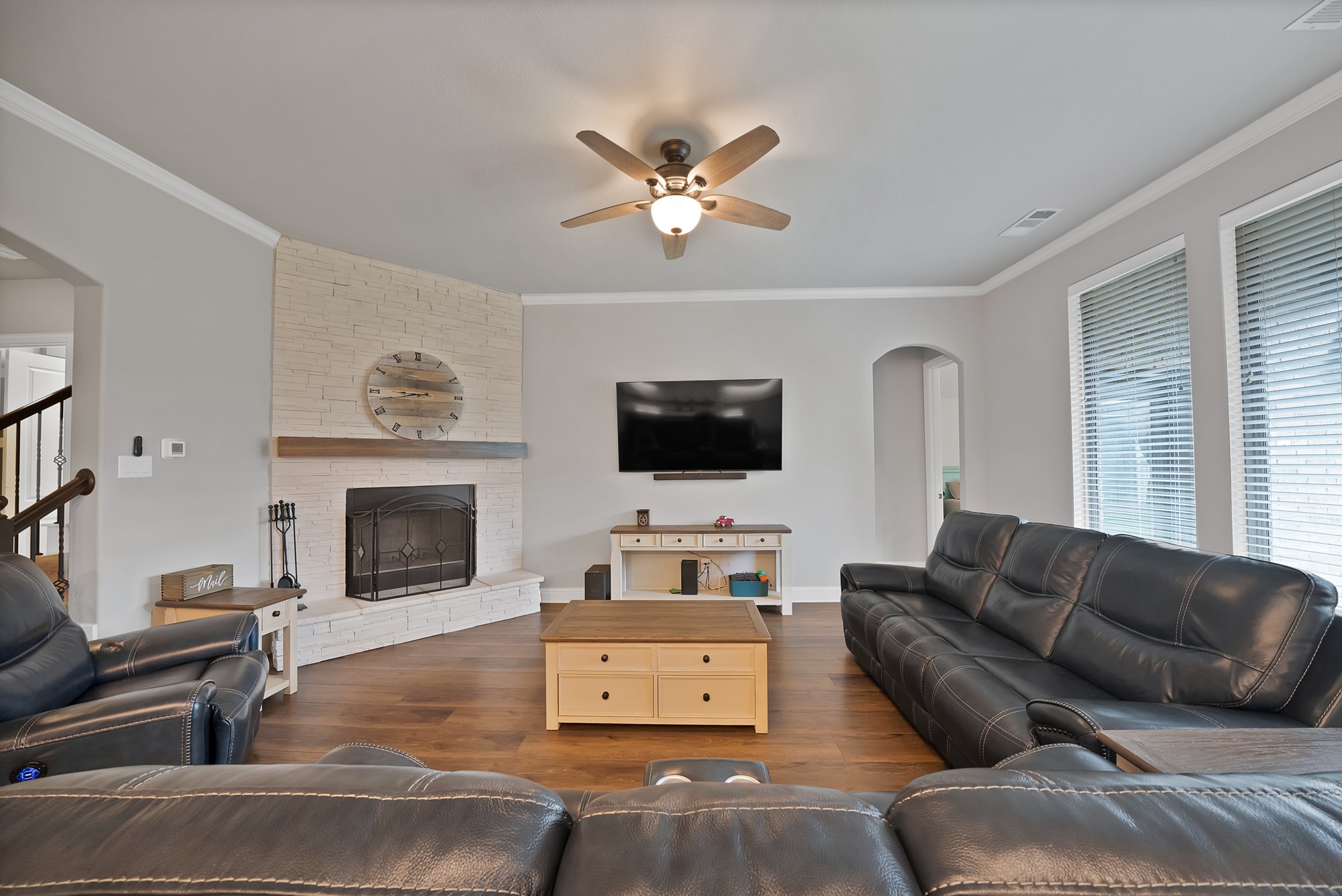 1905 Silver Falls Drive Burleson TX 76028