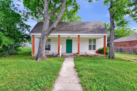 305 Otis Street Whitesboro TX 76273