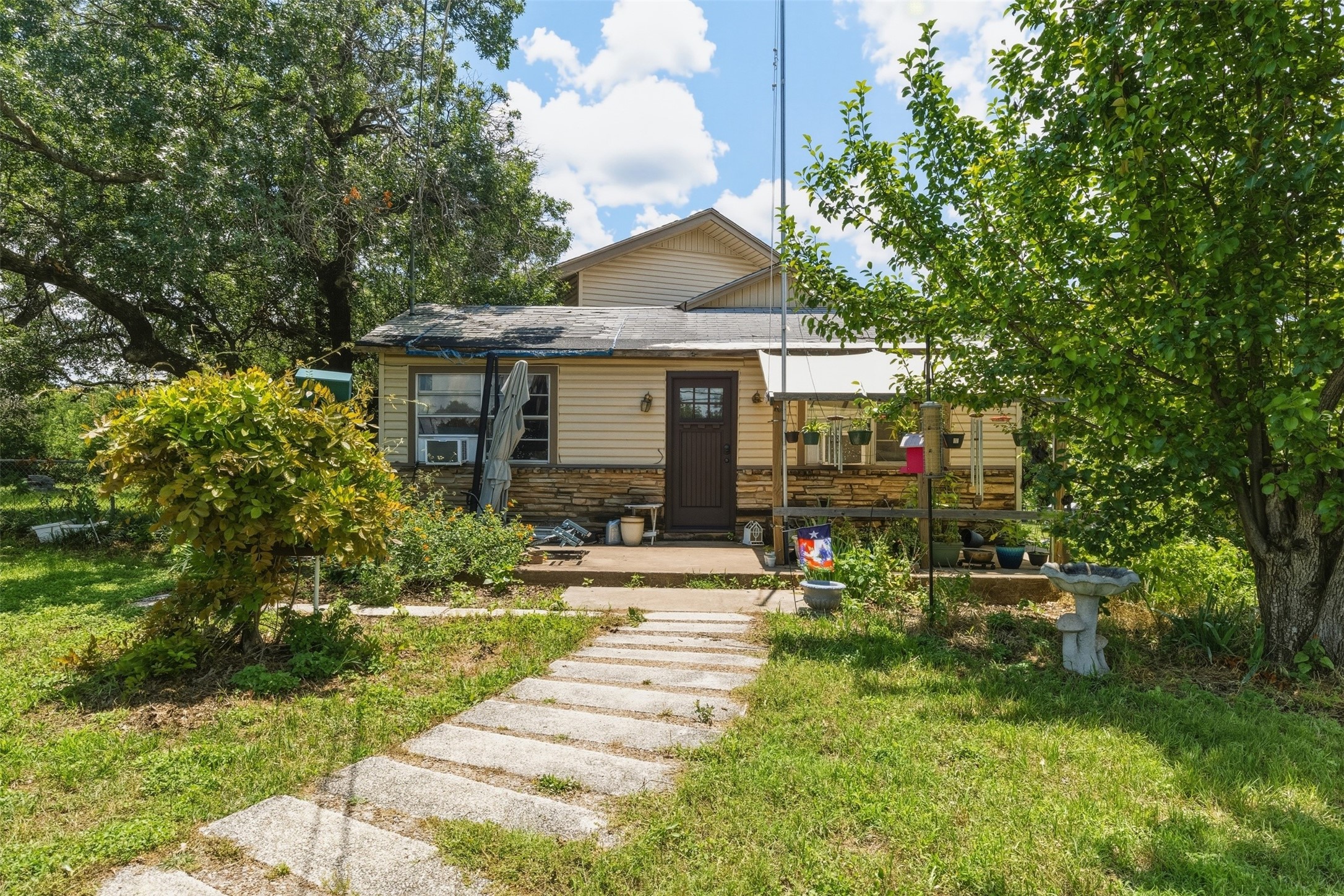 320 Beverly Road Azle TX 76020