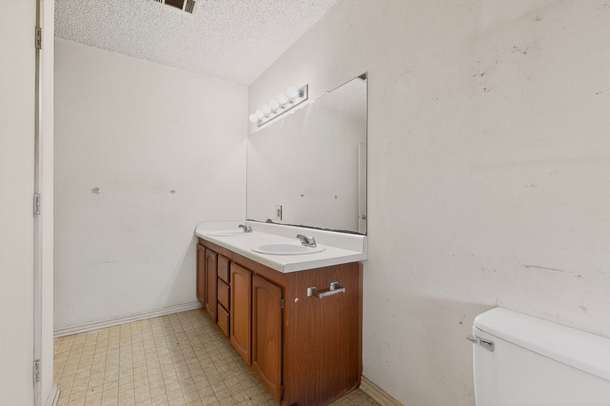 606 New Hope Street Terrell TX 75160