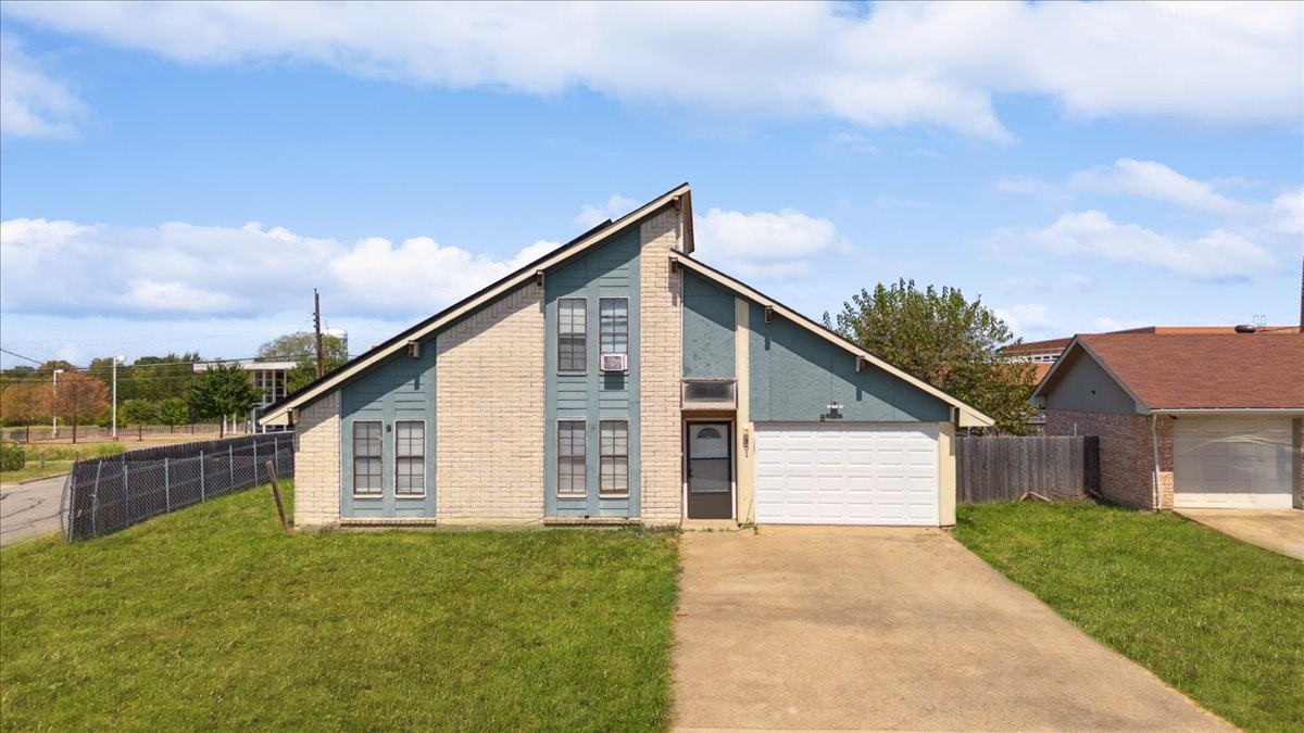 301 Hillhaven Drive Seagoville TX 75159