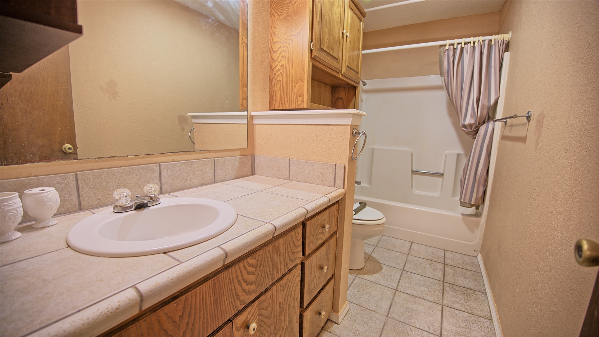 1740 Oak Shores Road Nocona TX 76255