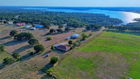 1740 Oak Shores Road Nocona TX 76255