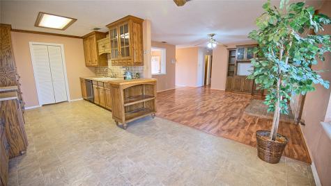 1740 Oak Shores Road Nocona TX 76255