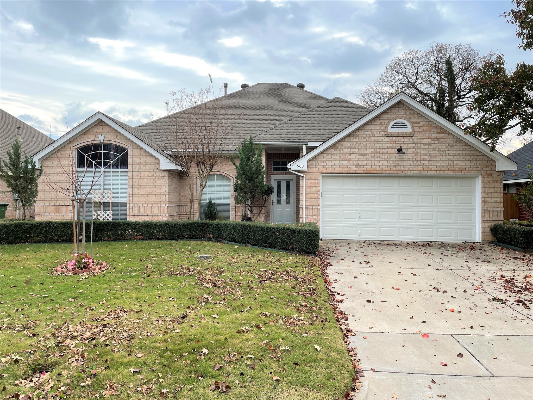 900 Forest Hollow Drive Hurst TX 76053