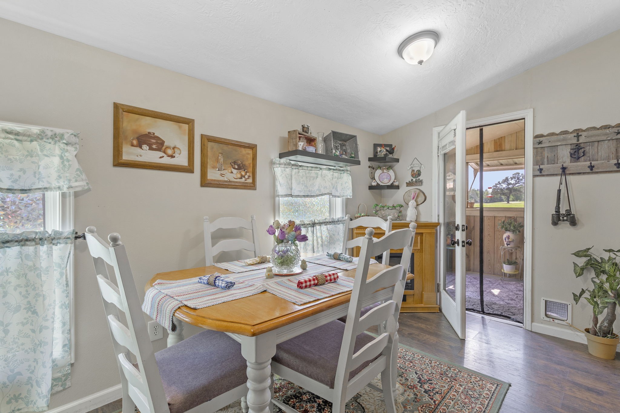 17 Townhouse Lane Trinity TX 75862