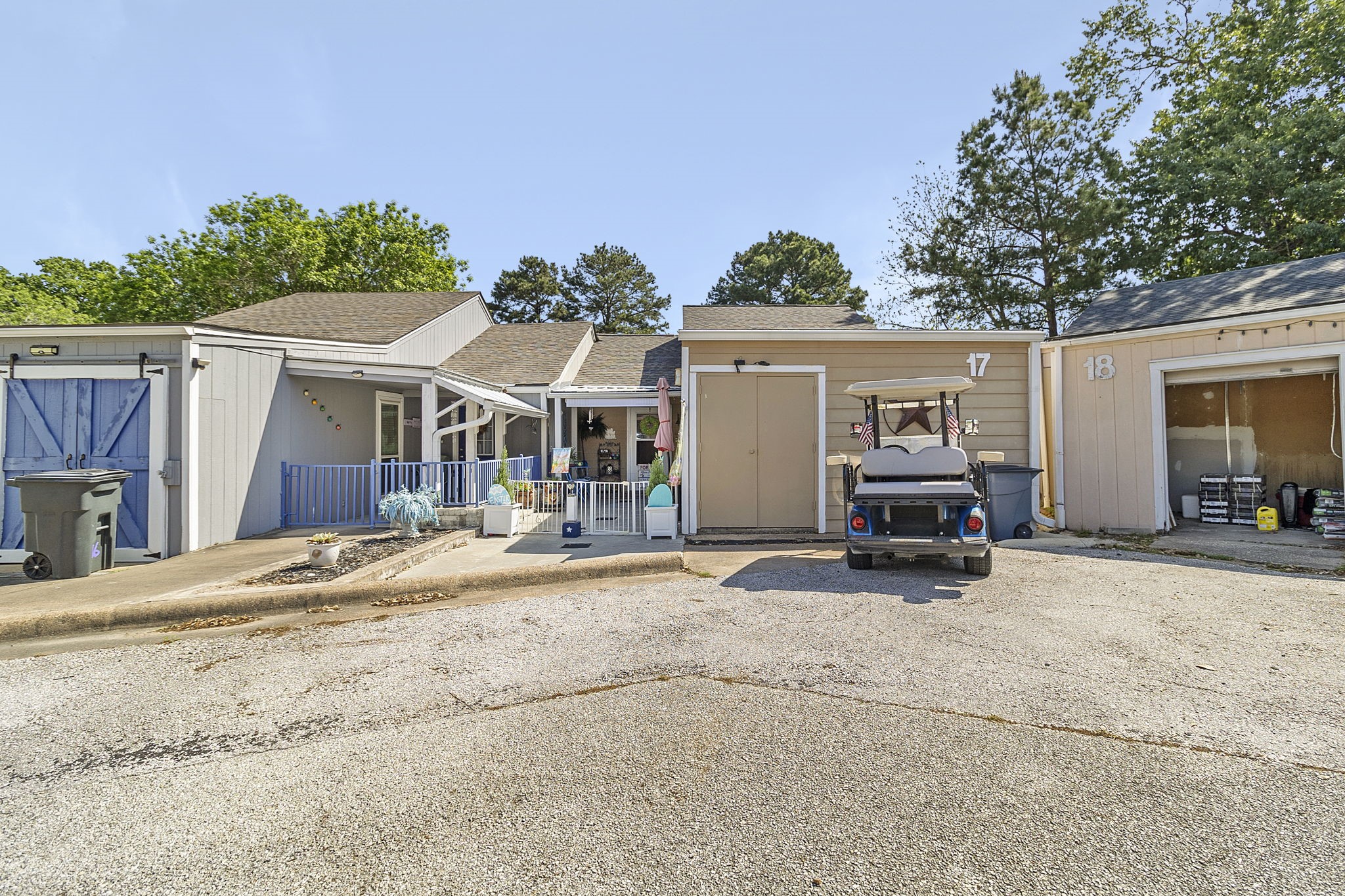 17 Townhouse Lane Trinity TX 75862
