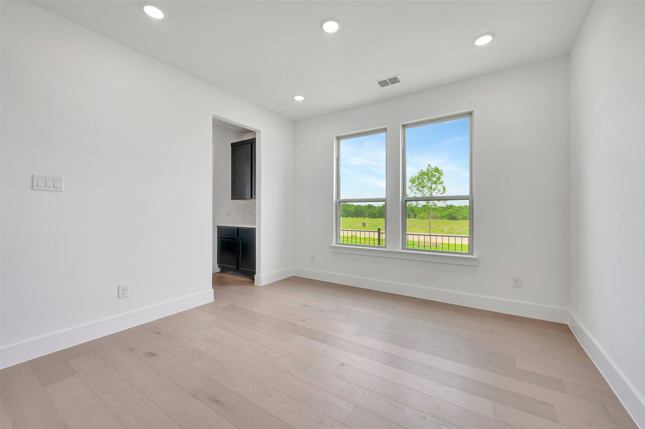 5305 Hybern Avenue Aubrey TX 76227