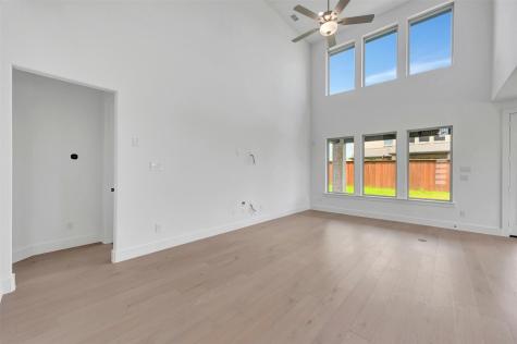 5305 Hybern Avenue Aubrey TX 76227