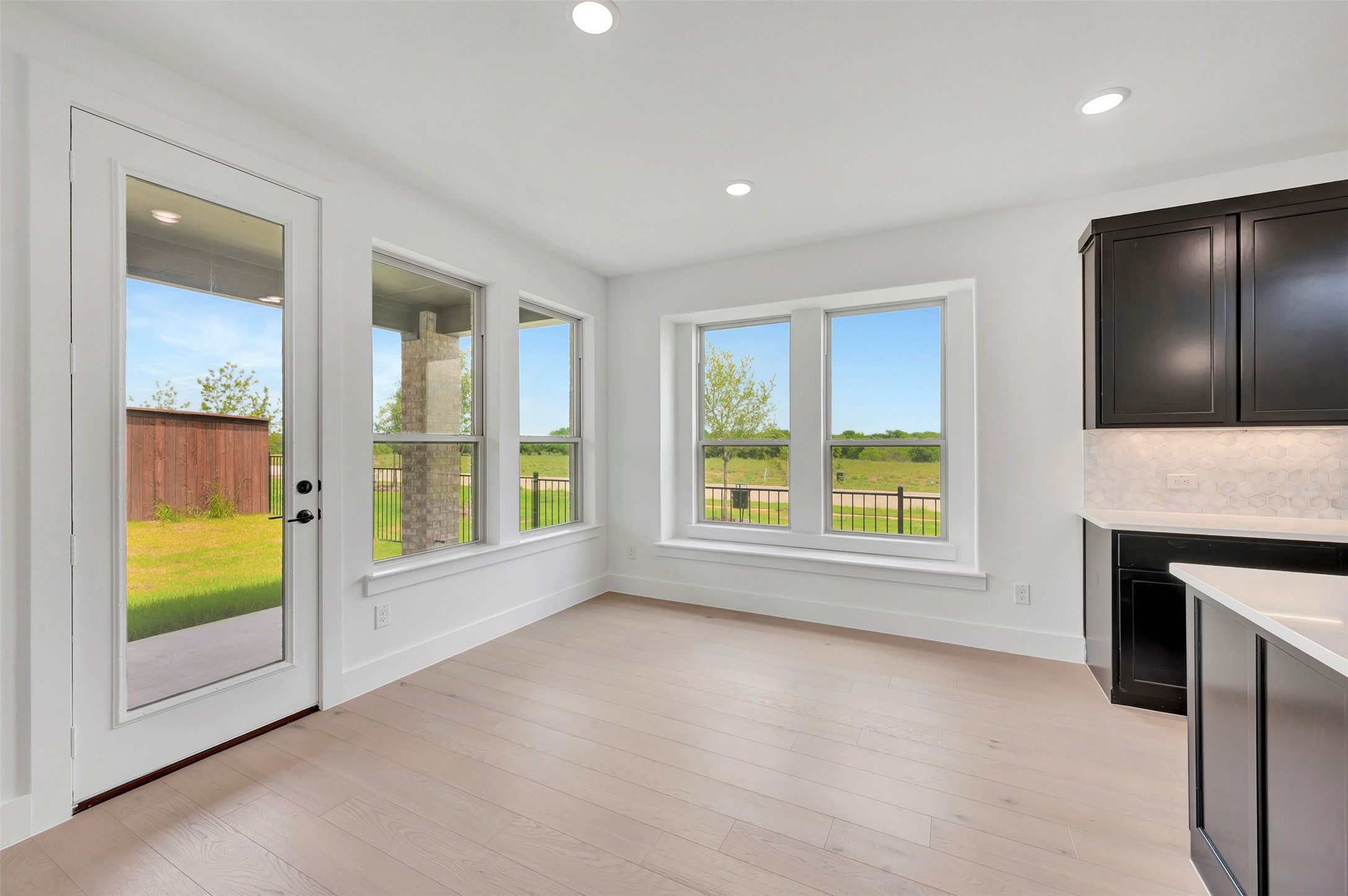 5305 Hybern Avenue Aubrey TX 76227