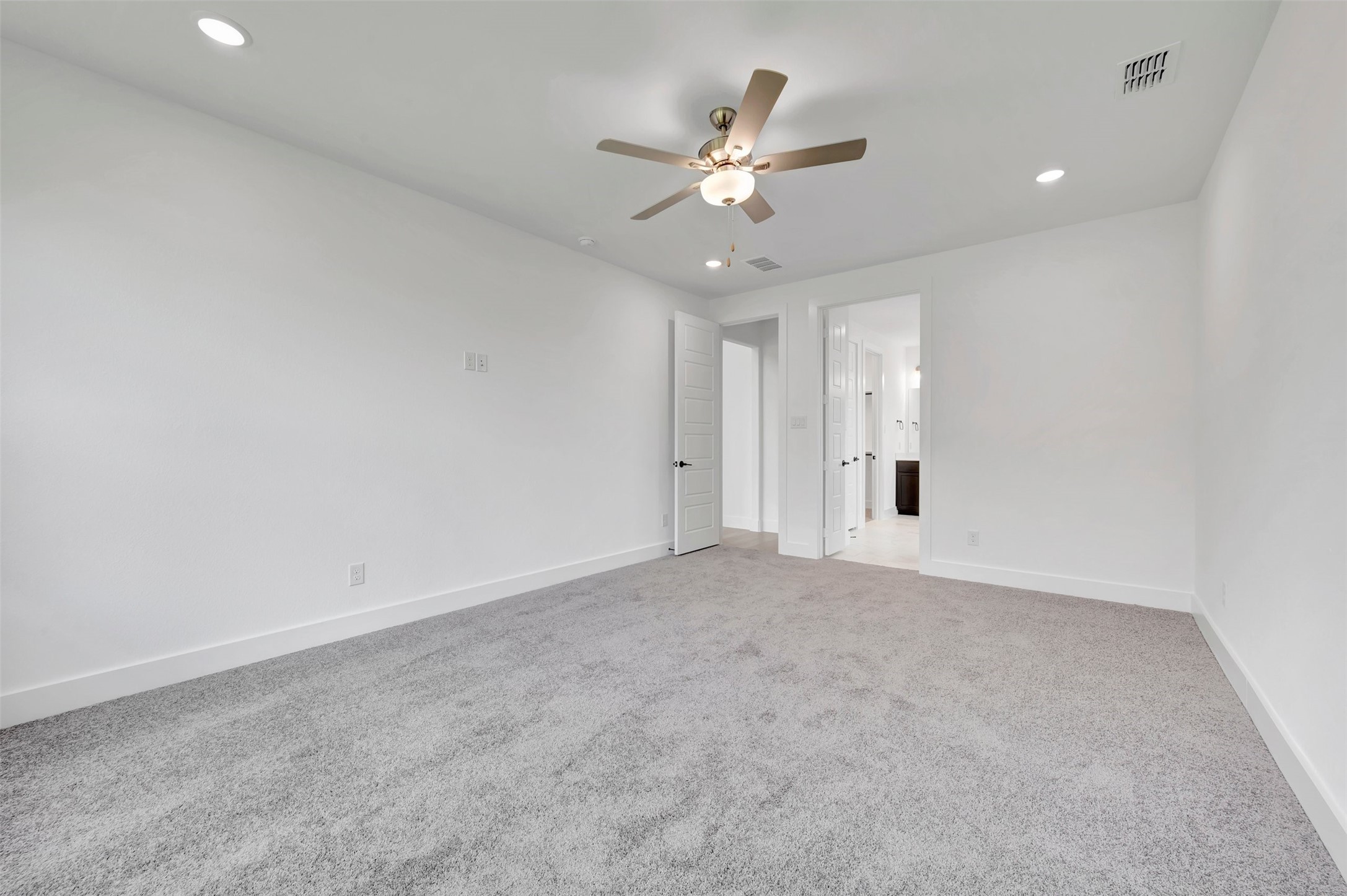 5305 Hybern Avenue Aubrey TX 76227