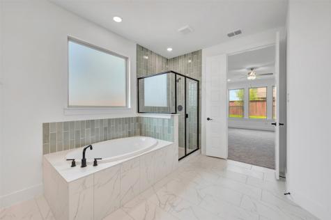 5305 Hybern Avenue Aubrey TX 76227