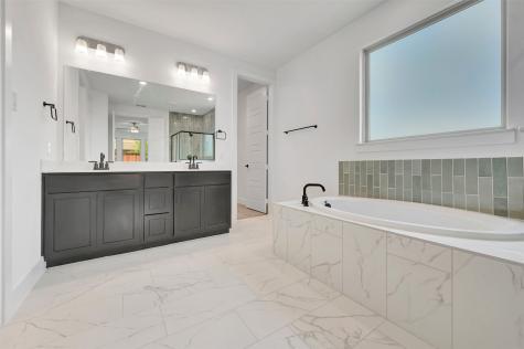 5305 Hybern Avenue Aubrey TX 76227