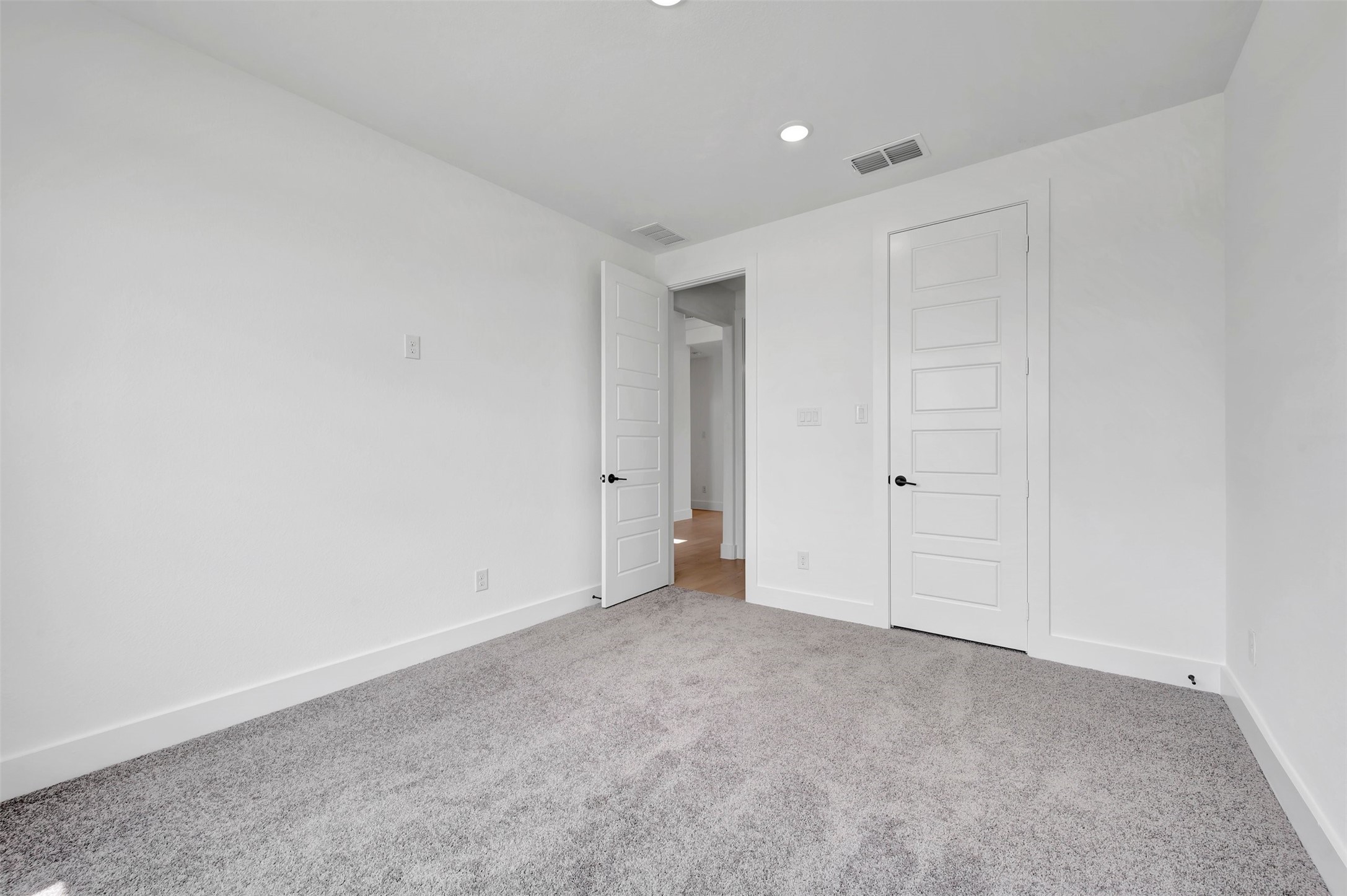 5305 Hybern Avenue Aubrey TX 76227