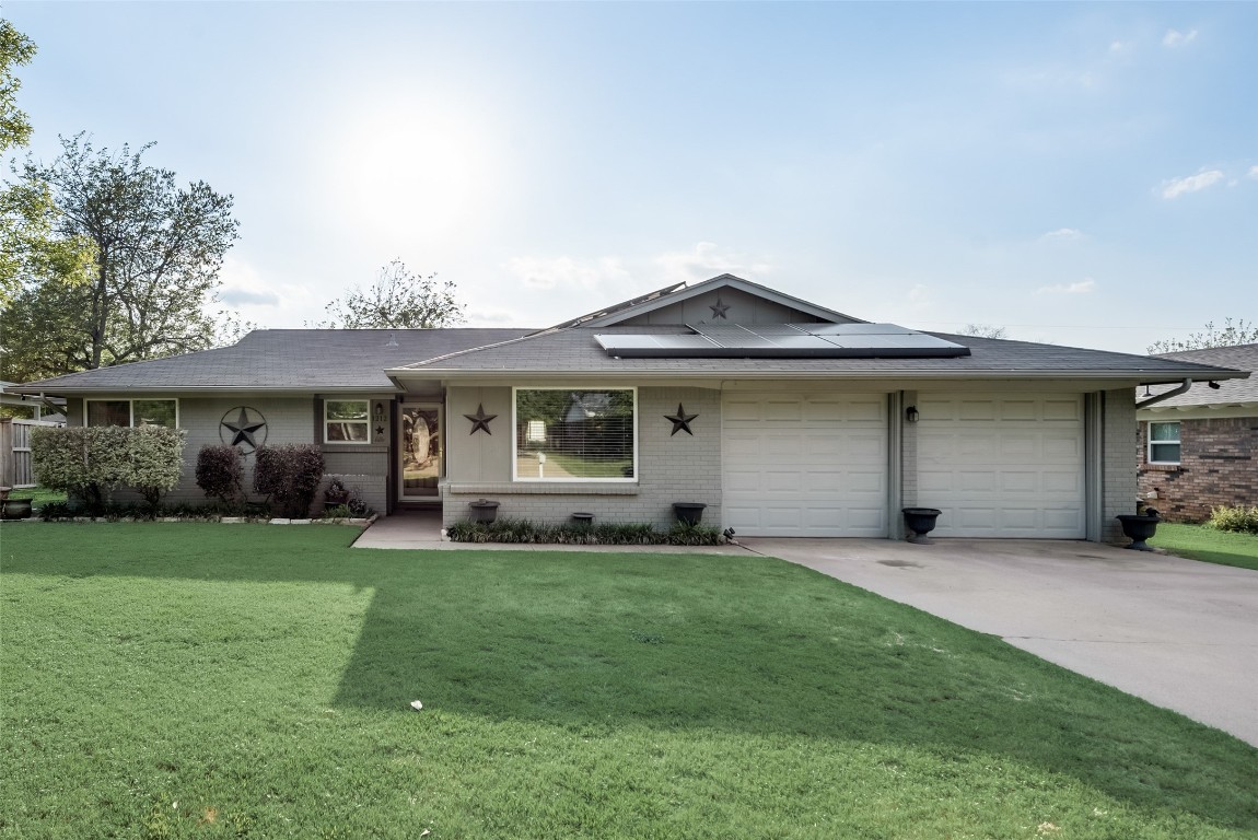 1212 John Reagan Street Benbrook TX 76126