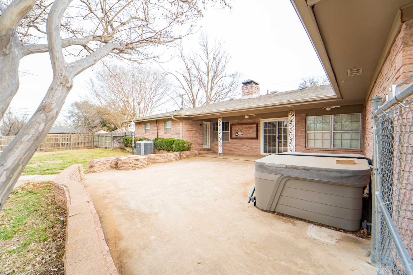 1506 W Elliott Street Breckenridge TX 76424