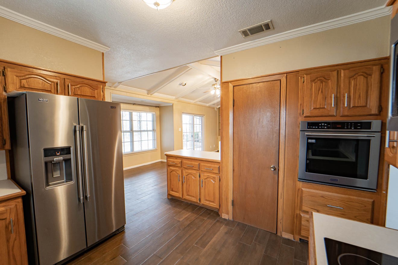 1506 W Elliott Street Breckenridge TX 76424