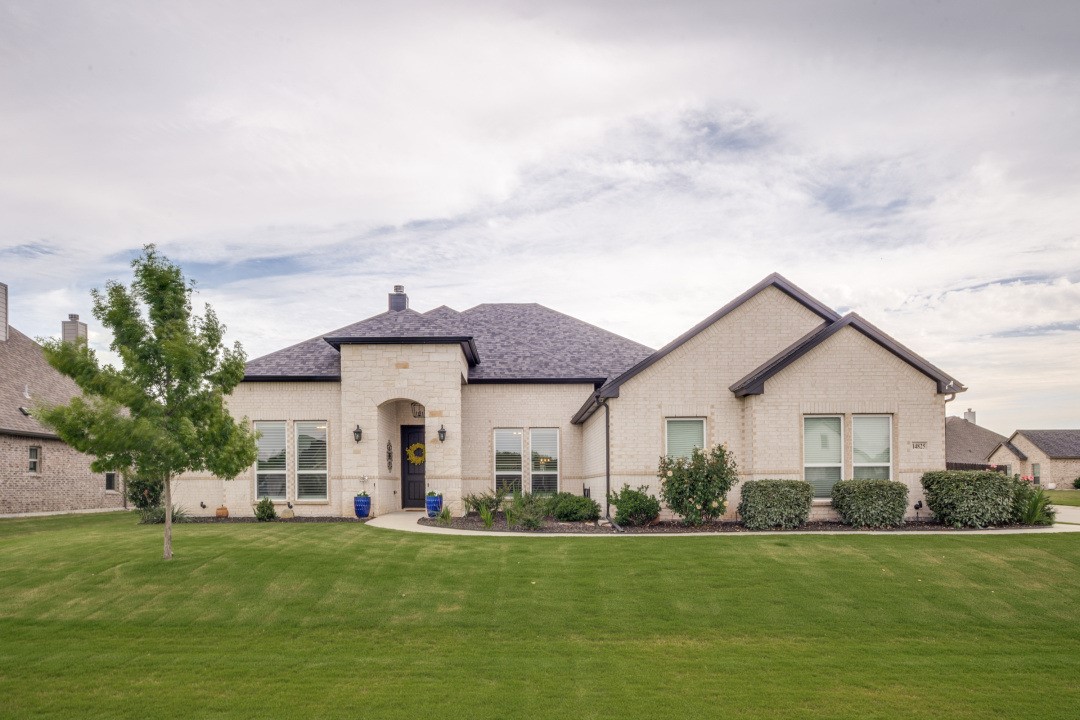 14825 Crystal Spring Drive Justin TX 76247